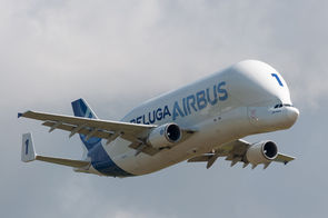 Airbus rajeunit son avion-cargo Beluga pour suivre sa montée en cadence – Aéronautique – Défense