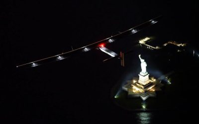[VIDEO] L&rsquo;avion Solar Impulse boucle sa traversée des États-Unis