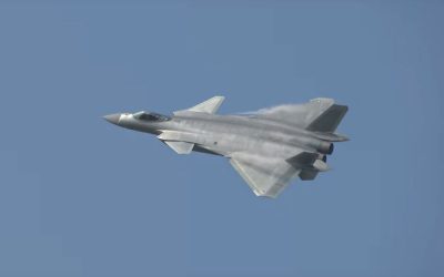 [Vidéo] Première apparition publique pour le J-20, le nouvel avion de chasse furtif chinois