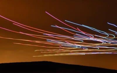 Vol (civil) de trentre drones en essaim sans contrôle central : une première