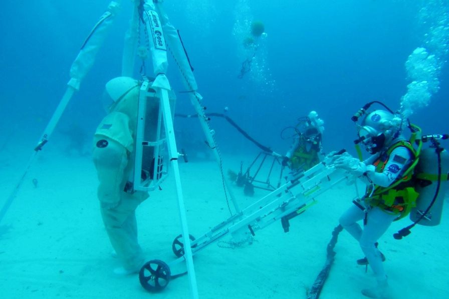 Des astronautes en immersion pour un nouvel outil de secours spatial – L’Usine Aéro