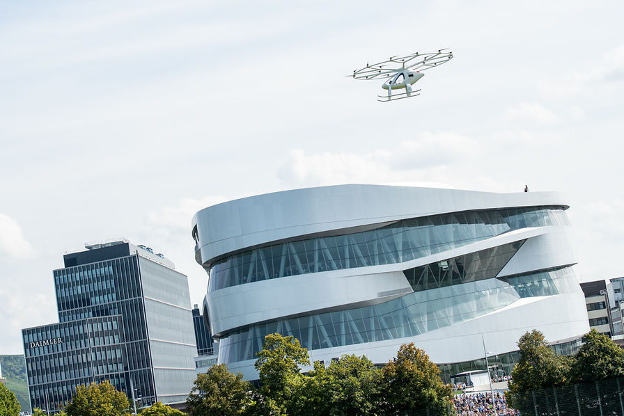 [Vidéo] Volocopter teste sa navette volante pour la première fois dans une ville européenne – L’Usine Aéro