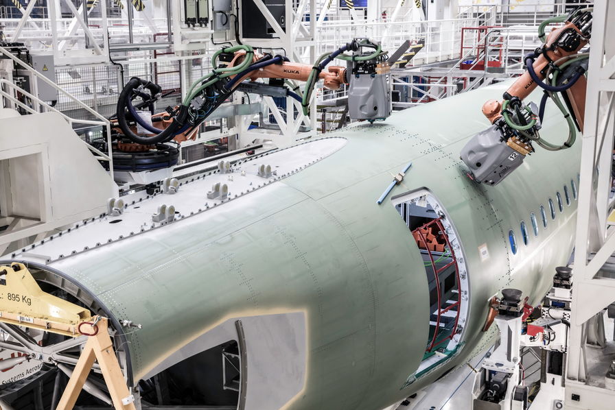 [Vidéo] A Hambourg, Airbus fait appel aux robots pour tenir les cadences de l’A320 – L’Usine Aéro