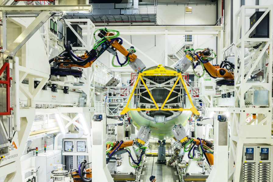 [Sortie d’usine] Quand Airbus appelle les robots à la rescousse – Sortie d’usine