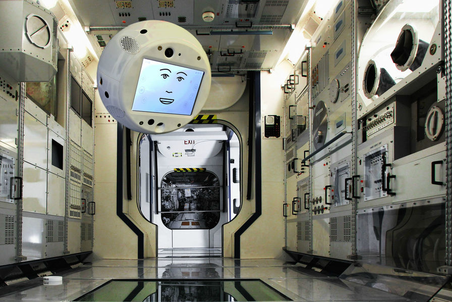 [En images] Cimon 2, le nouveau robot d’Airbus en route vers l’ISS – L’Usine Aéro