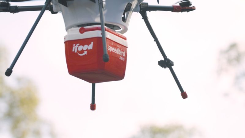 La distribution alimentaire par drone au Brésil est une GRANDE entreprise