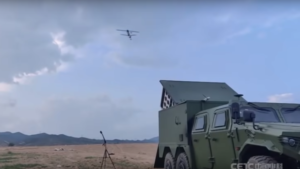 L’armée chinoise teste des essaims de drones kamikazes | CNEWS