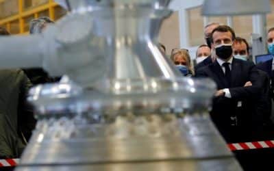 La France doit rester un «grand pays du spatial», dit Macron