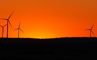 Comment réaliser la maintenance des éoliennes par drone ?