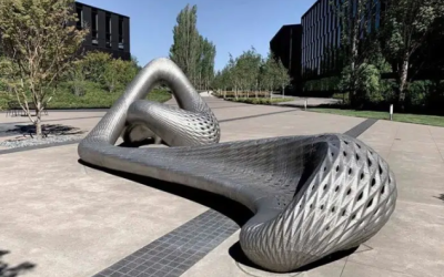 MX3D imprime un banc métallique en 3D de 10 mètres de long