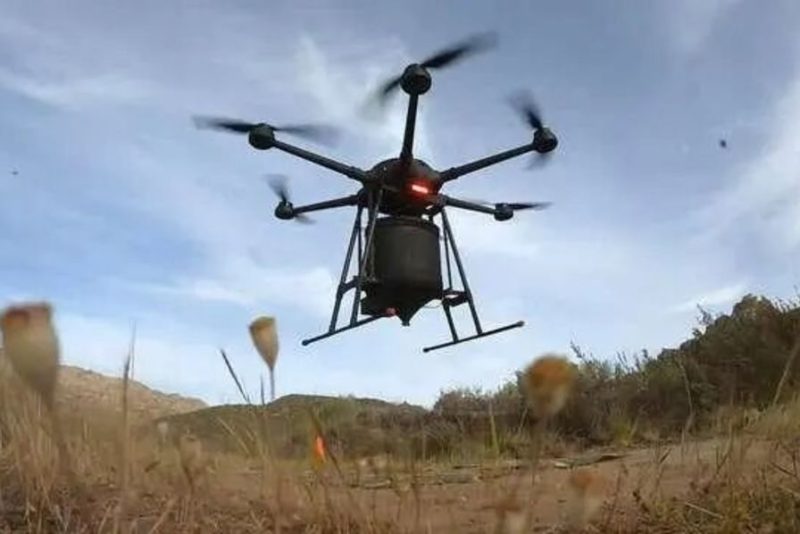 [L’industrie c’est fou] Ce drone peut planter jusqu’à 40 000 graines par jour