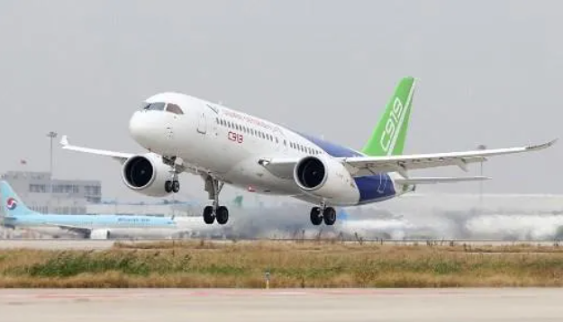 Un avion chinois pourrait bientôt concurrencer Airbus et Boeing