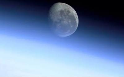 Faudra-t-il aller chercher des métaux rares sur la Lune ?
