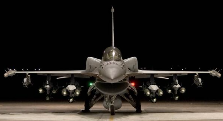 Le F-16 acquière des capacités inédites en guerre électronique pour sa version « Viper »