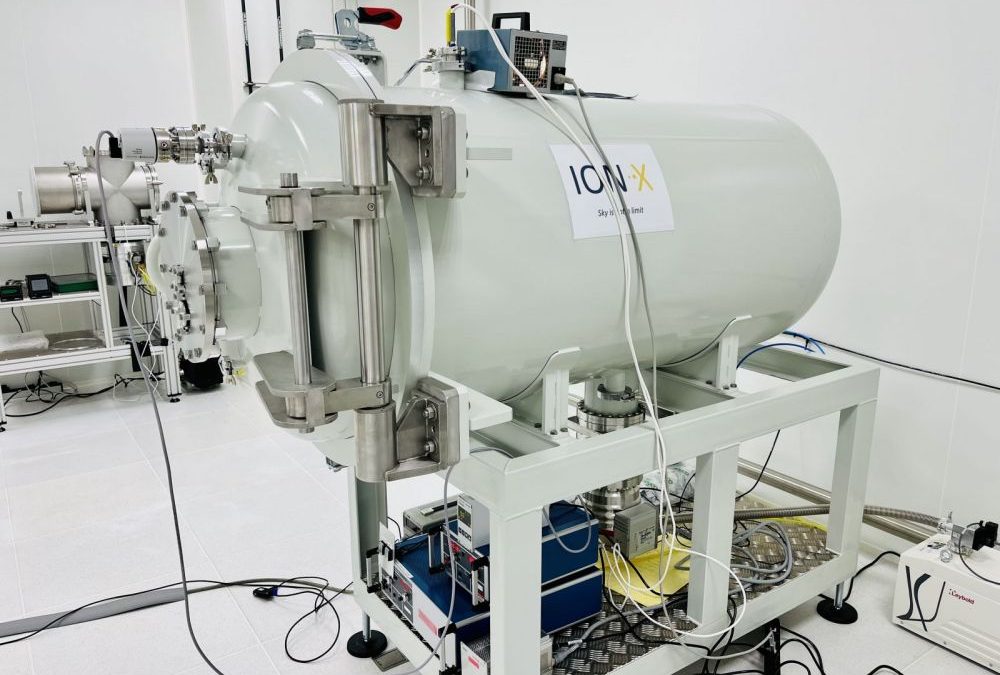 ION-X : la propulsion ionique pour révolutionner les moteurs de petits satellites