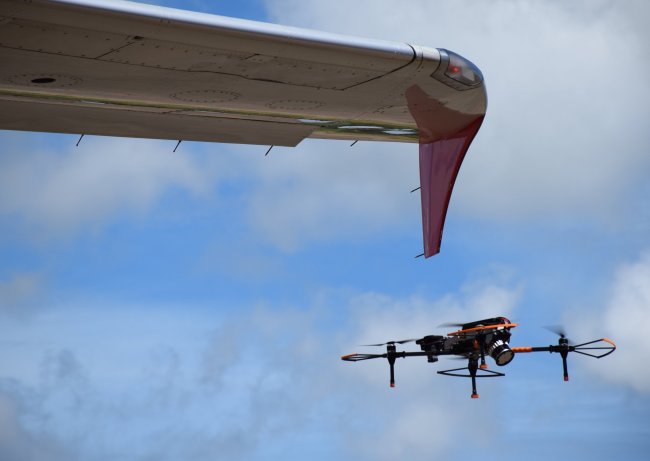 Le drone de Donecle inspecte les avions de Tarmac Aerosave