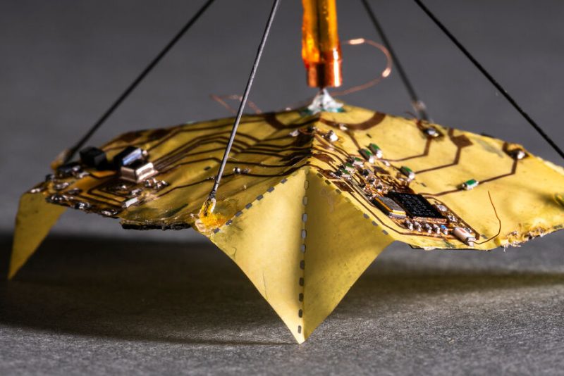 [L’industrie c’est fou] Largués depuis des drones, ces robots en origami peuvent changer de forme