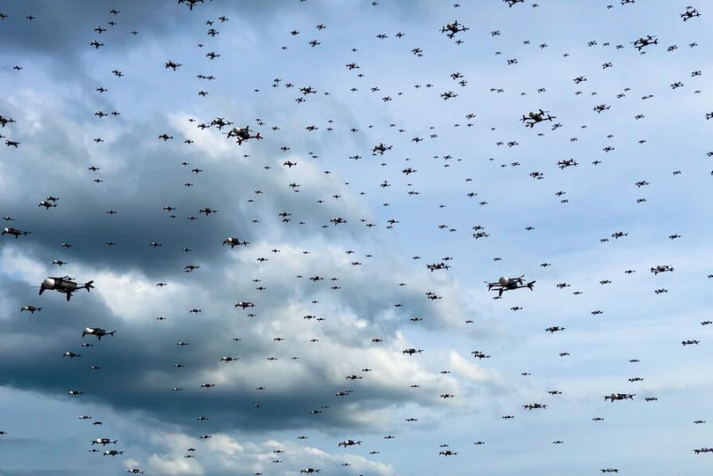 Avec ses essaims de drones militaires, la start-up bordelaise Icarus Swarms séduit Naval Group, KNDS et l’armée
