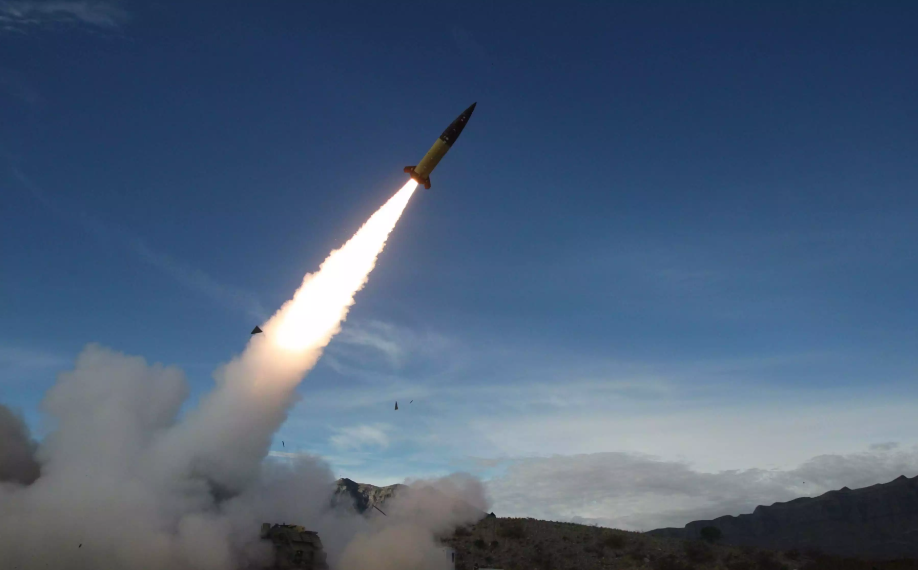 [Confirmé] Premier tir d’un missile ATACMS en Ukraine