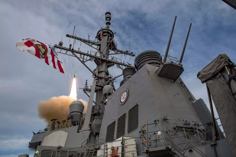 Tir d’autodéfense : un drone houthi fonce vers un destroyer américain