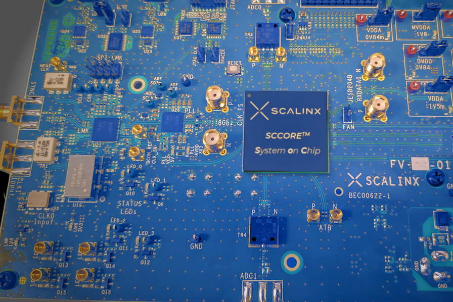 La start-up Scalinx lève 34 millions d’euros pour industrialiser sa puce française de conversion du signal