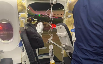 Alaska Airlines immobilise ses 65 Boeing 737 MAX 9 suite à un incident majeur pendant un vol