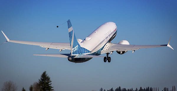 BOEING ANNULE LA DEMANDE D’EXEMPTION DE SÉCURITÉ DU 737 MAX-7 ET CHERCHE UNE SOLUTION ALTERNATIVE