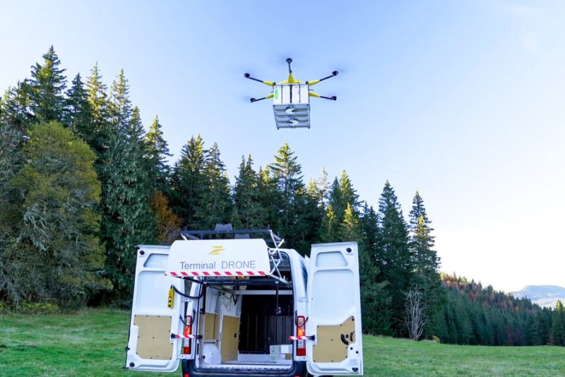 La Poste accélère sur les livraisons par drone en France