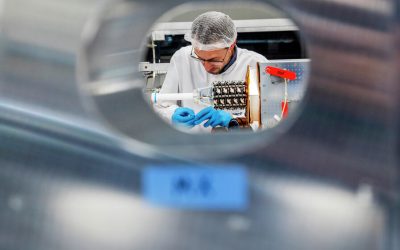 A Toulouse, Hemeria fabrique les 25 satellites de la future constellation française portée par Kinéis