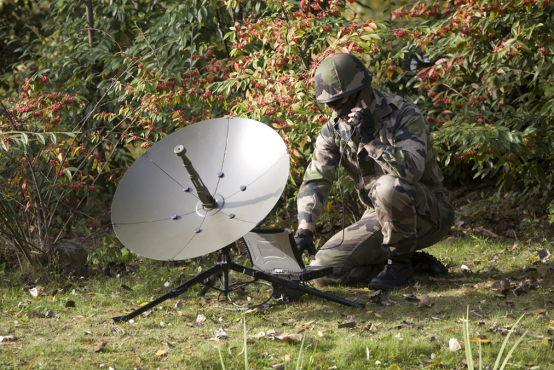 Gagner la guerre des ondes, nouvelle priorité des industriels de l’armement à Eurosatory