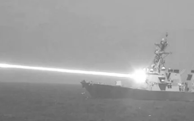 Un bâtiment de l&rsquo;US Navy abat un drone avec un laser à haute énergie