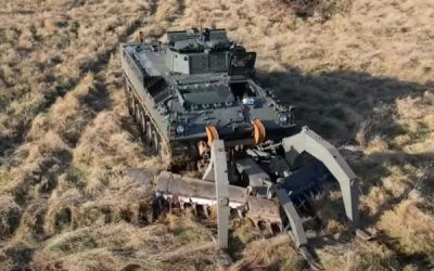 La British Army développe le Weevil, un système robotisé pour ouvrir des brèches dans les champs de mines