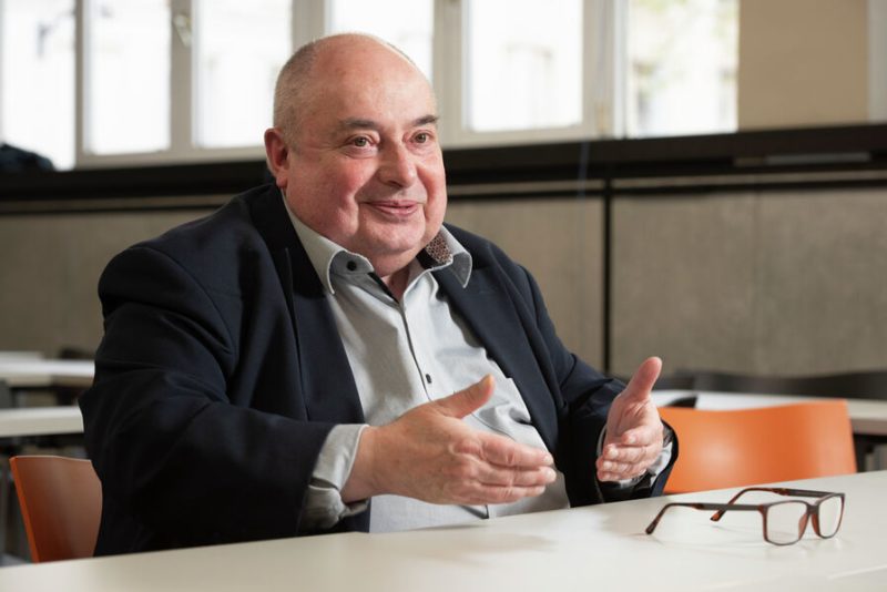 «Le low cost est une révolution pour les industriels de l’armement», remarque Jean-Pierre Maulny, directeur adjoint de l’Iris