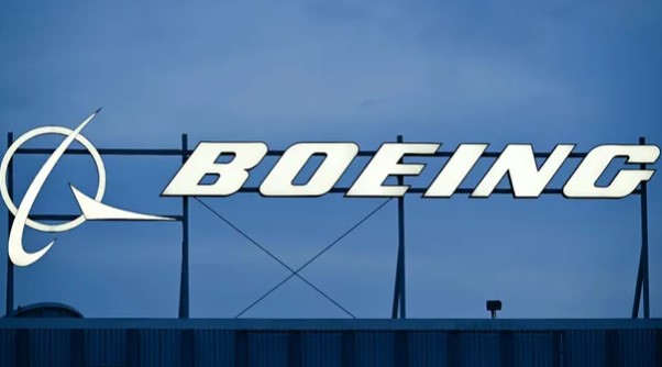 Boeing : les employés ratifient l’offre d’accord social et mettent fin à la grève