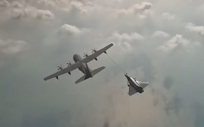 Pour la première fois, un Rafale a été ravitaillé en vol par un KC-130J français