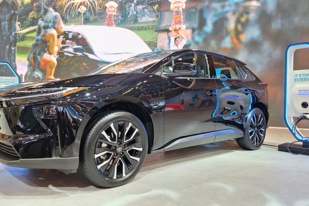 Toyota picks Infineon SiC chips for new SUV