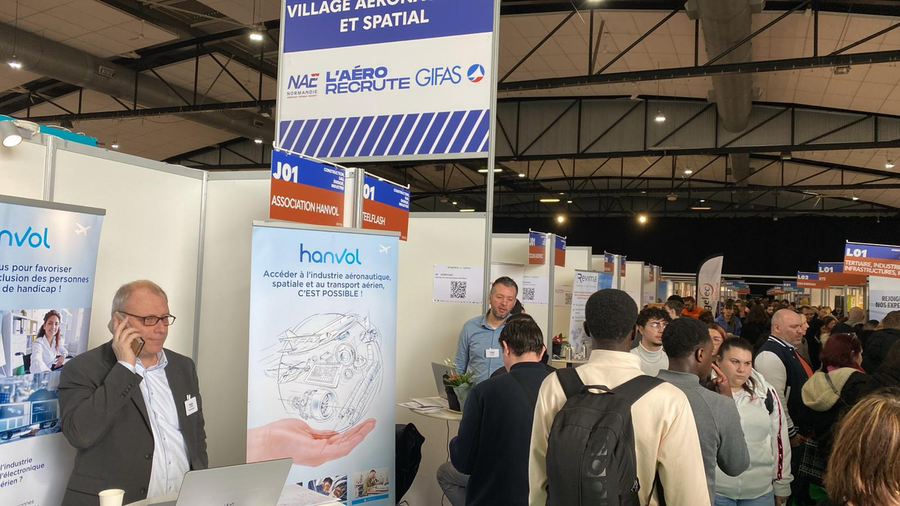 L’aéro recrute : NAE en force au salon Emplois en Seine !