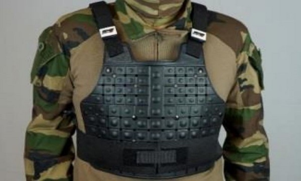 Le Commissariat des armées teste une solution innovante pour renforcer la protection balistique du combattant