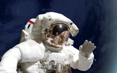 Oubliez les fusées classiques : ce propulseur divise par 5 000 le temps de voyage spatial et ne consomme aucun carburant